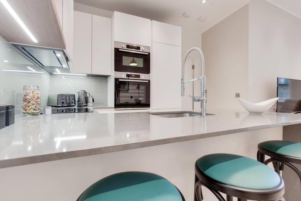 11 Borough Apartments - Bright & Spacious 2-Bed Near London Bridge Exterior foto